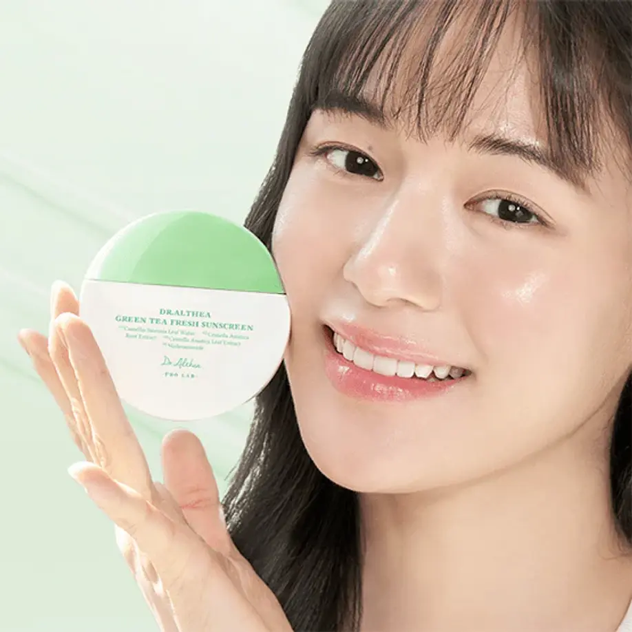 Green Tea Fresh Sunscreen SPF50+ PA++++
