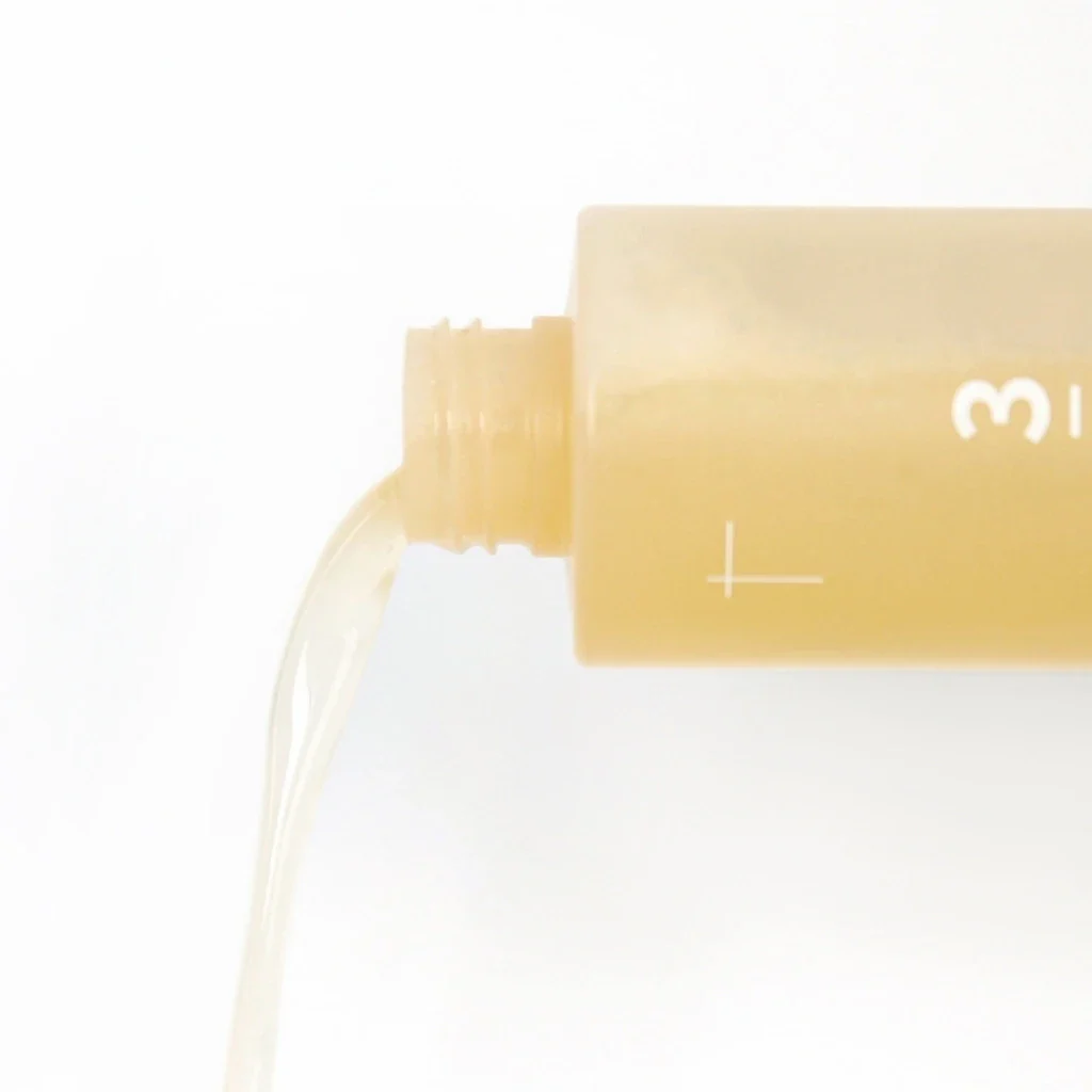 No.3 Super Glowing Essence Toner