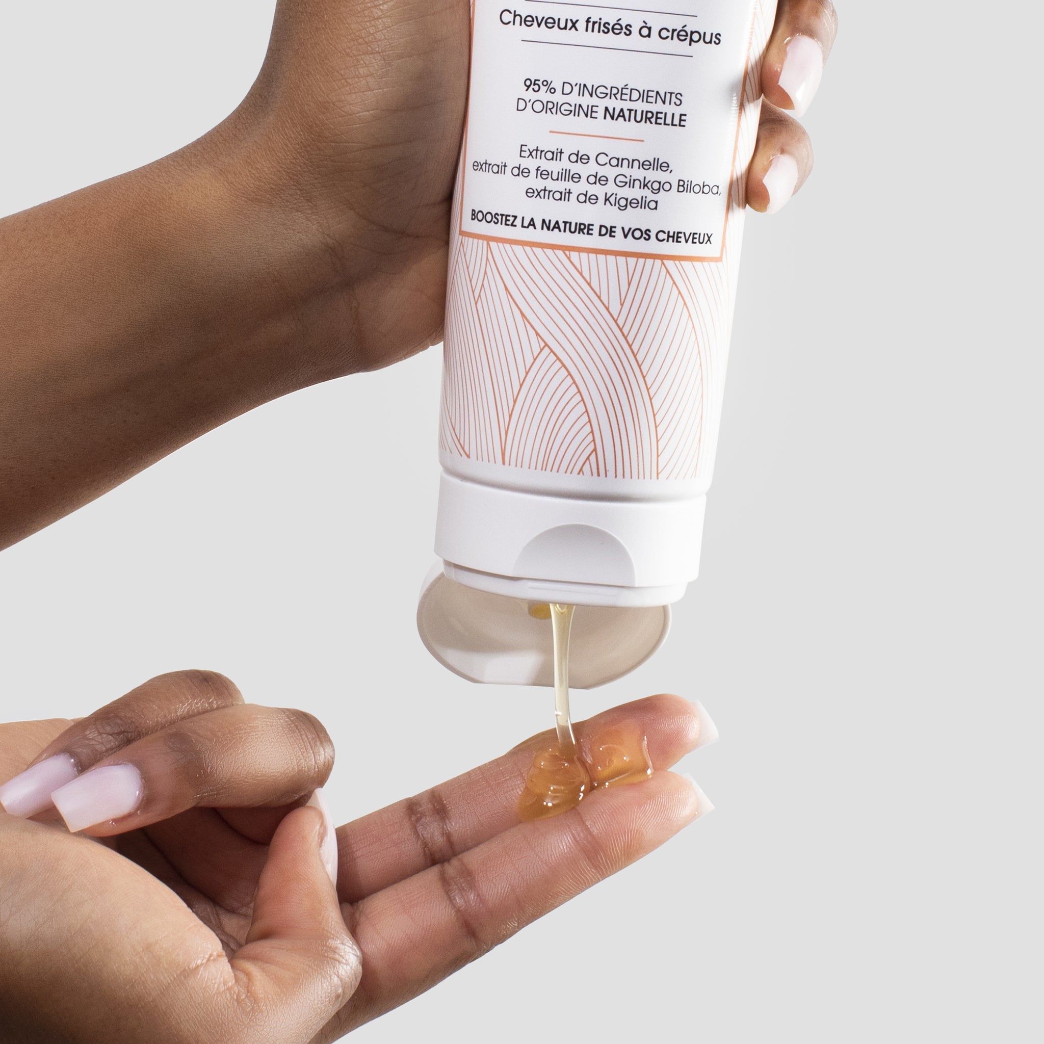RESOLUTION N°5 CHEVEUX ( SHAMPOING FRISES ET CREPUS)