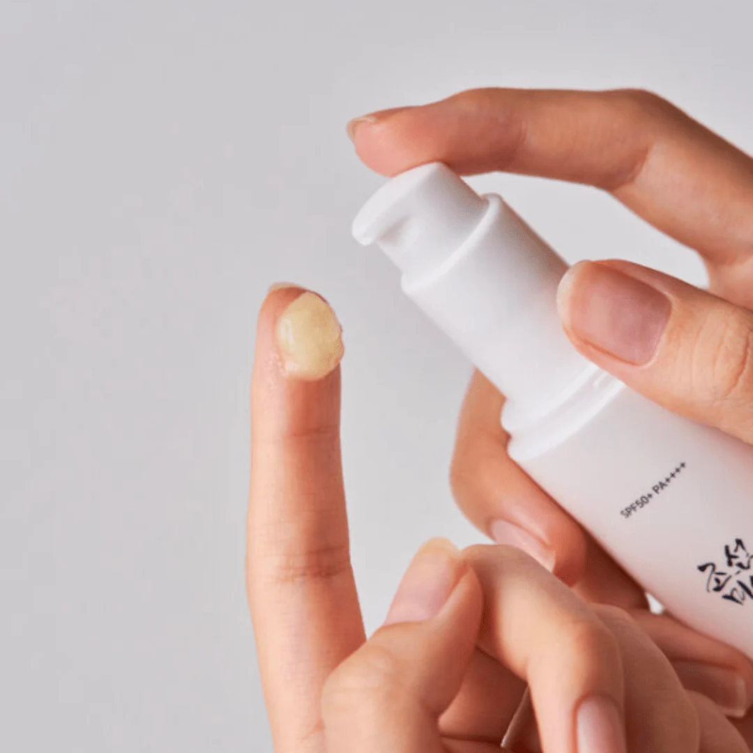 Ginseng Moist Sun Serum SPF 50+ PA++++