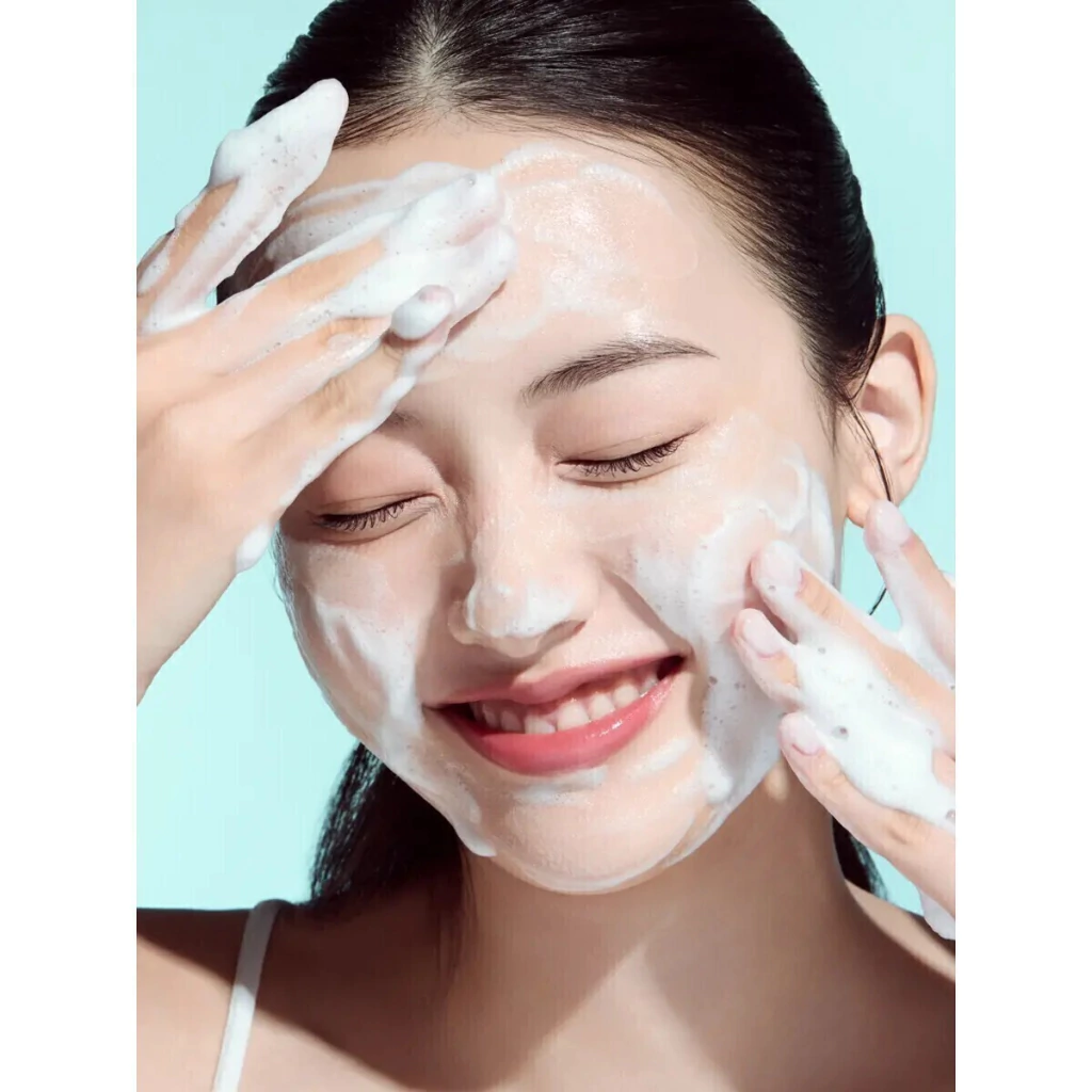 PDRN Hyaluronic Acid Moisturizing Cleansing Foam