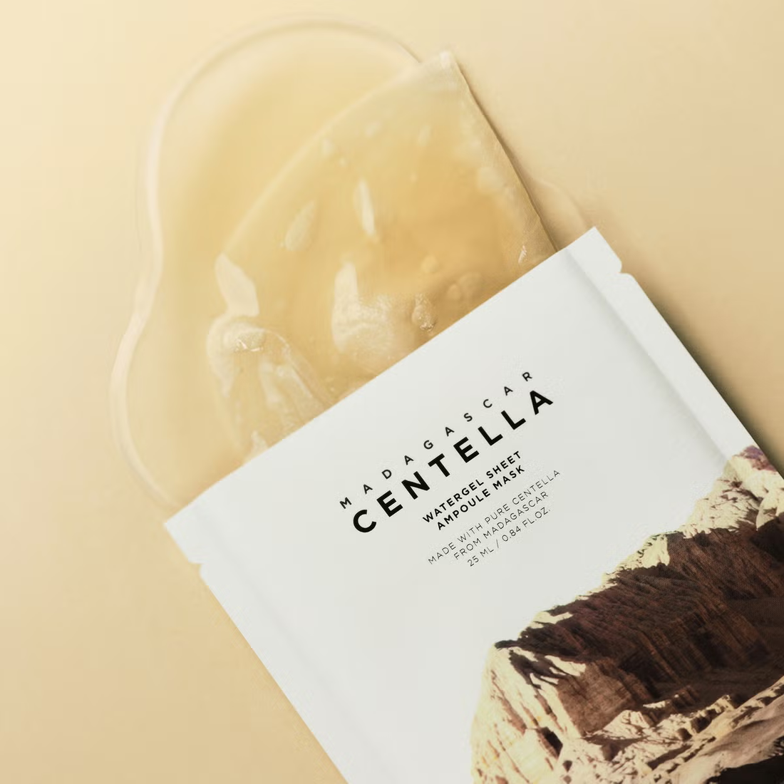 Madagascar Centella Soothing Watergel Ampoule Mask