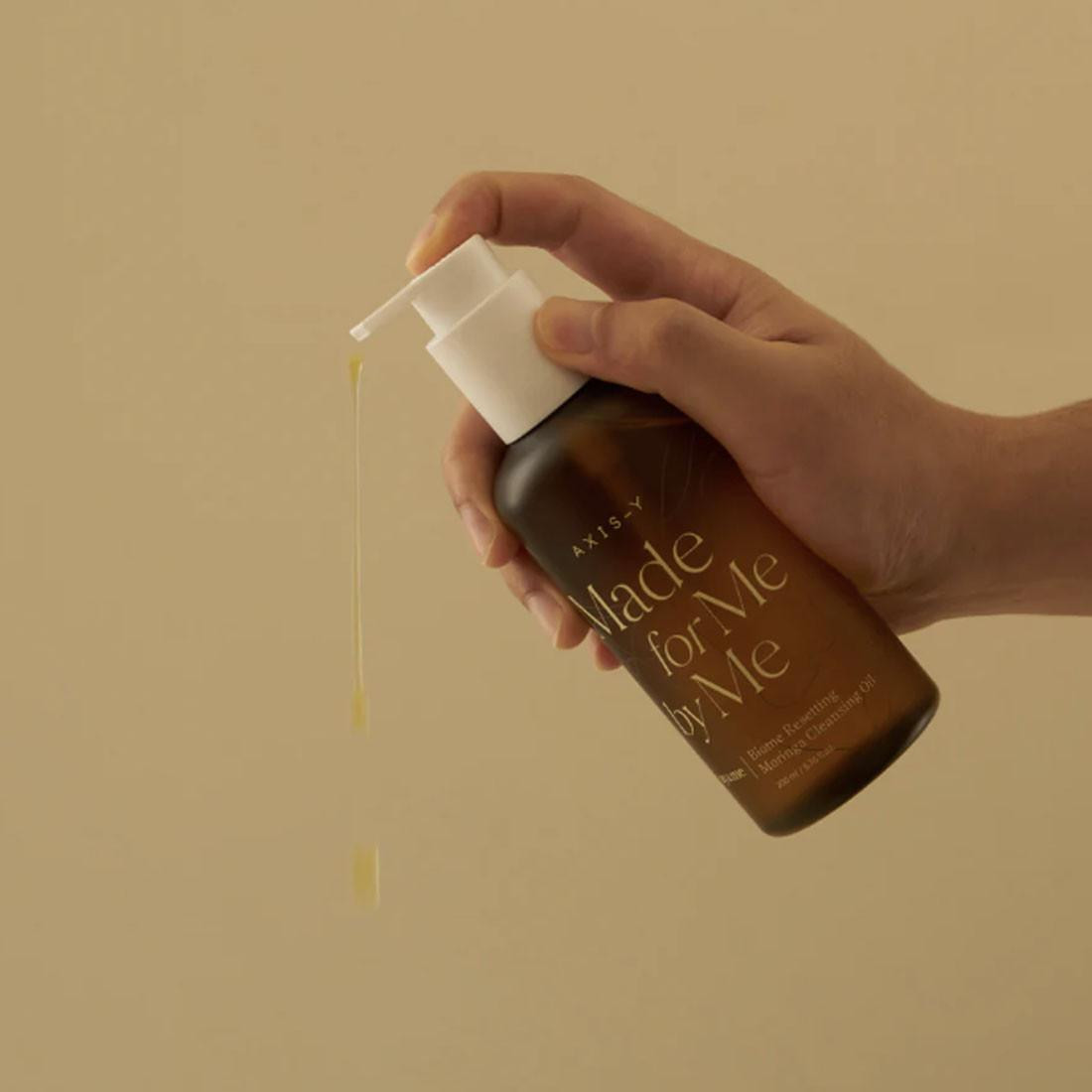 Biome Resetting Moringa Cleansing Oil