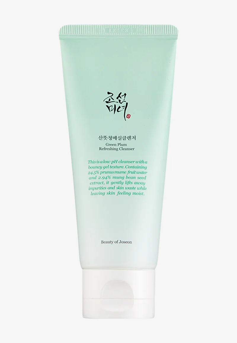 Green Plum Refreshing Cleanser